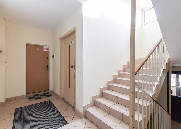 Room, Pirenejska 20 Cozy * Warszawa